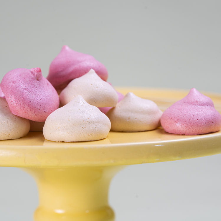 乳製品と卵不使用のメレンゲクッキー